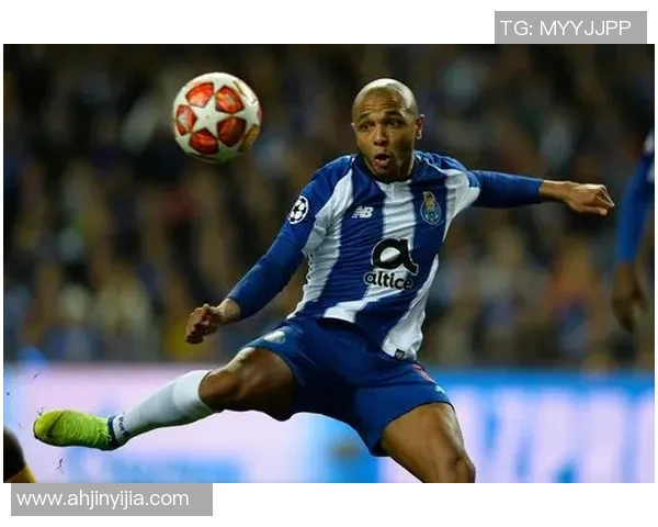 足球场上的魅力男神集锦展现足球明星帅哥的风采与风格